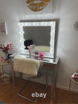 Large vanity mirror with lights 32 x 28 Made in the USA