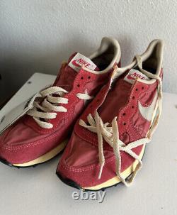 Chaussures de course vintage Nike Valkyrie Waffle taille 6 fabriquées aux États-Unis Nouveau stock ancien